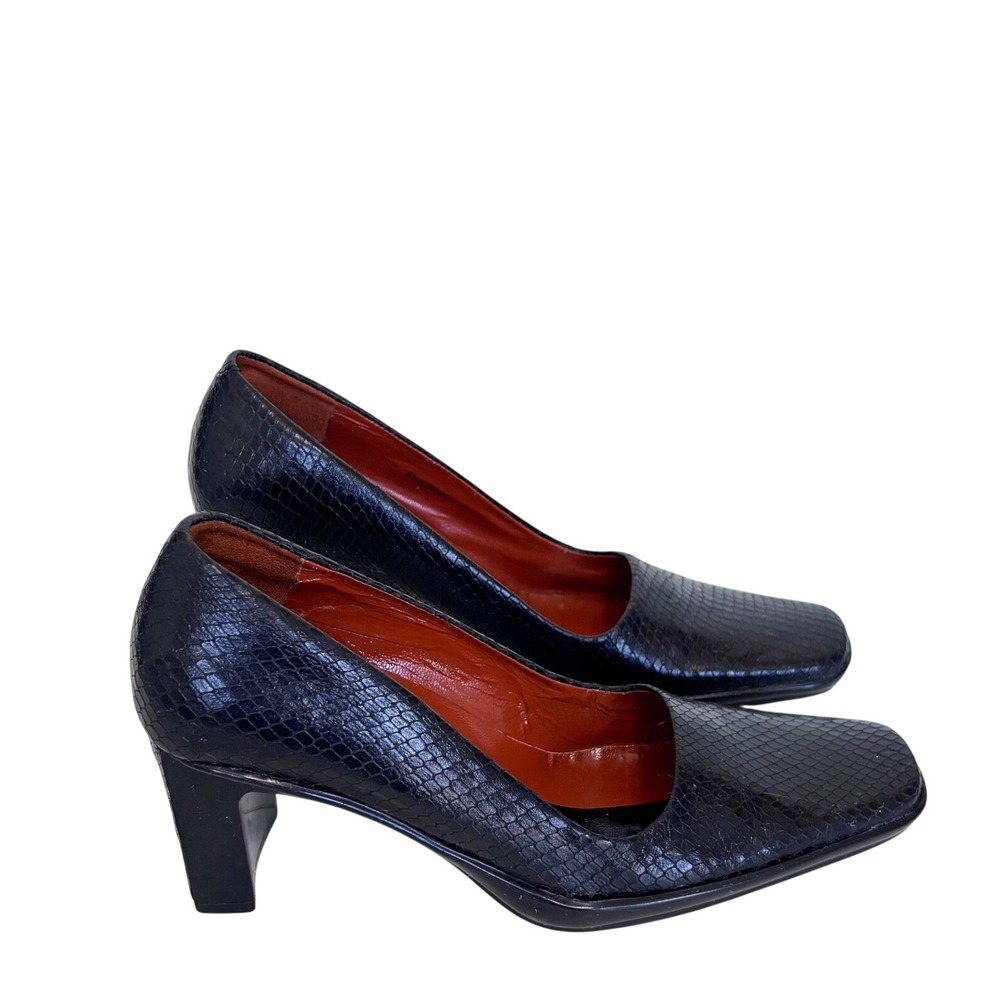BCBG Max Azria Womens Snakeskin Pumps Heels 6.5B Black Square Toe Leather